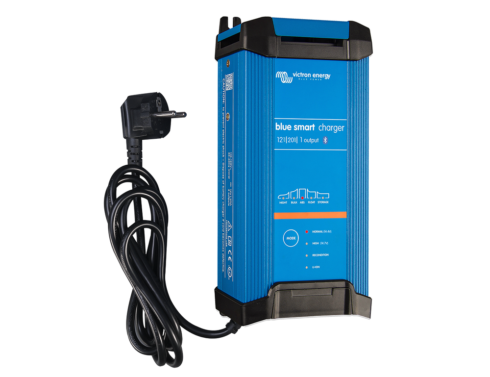Victron Blue Smart IP22 Charger 12V 20A 1-output with European CEE 7/7 power cord.